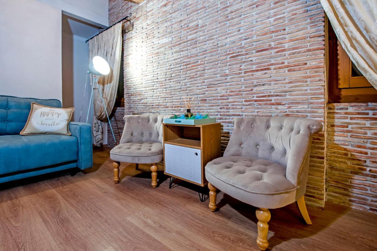 Apartments Casa De Amicis 로비니 외부 사진
