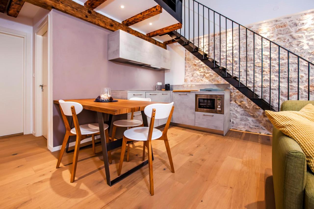 Apartments Casa De Amicis 로비니 외부 사진