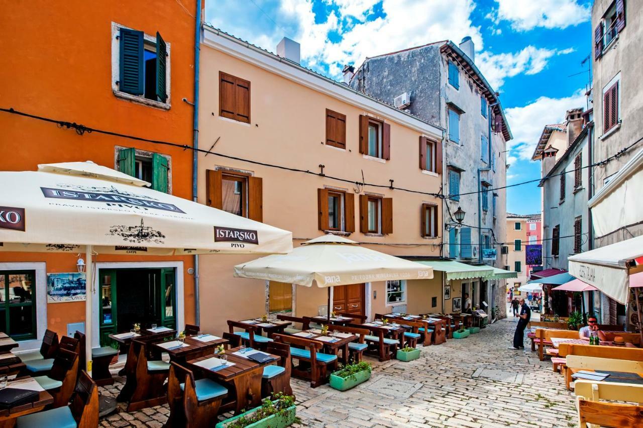 Apartments Casa De Amicis 로비니 외부 사진
